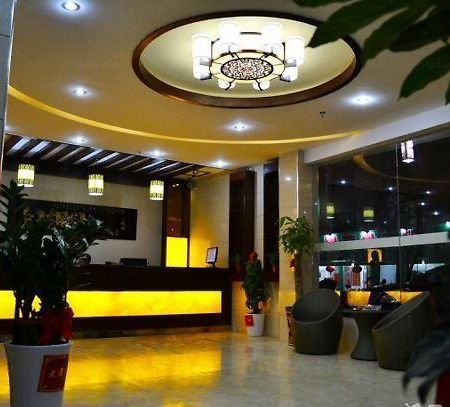 Guilin Jinxiu Xiaoxiang Business Hotel Lingchuan  Ngoại thất bức ảnh